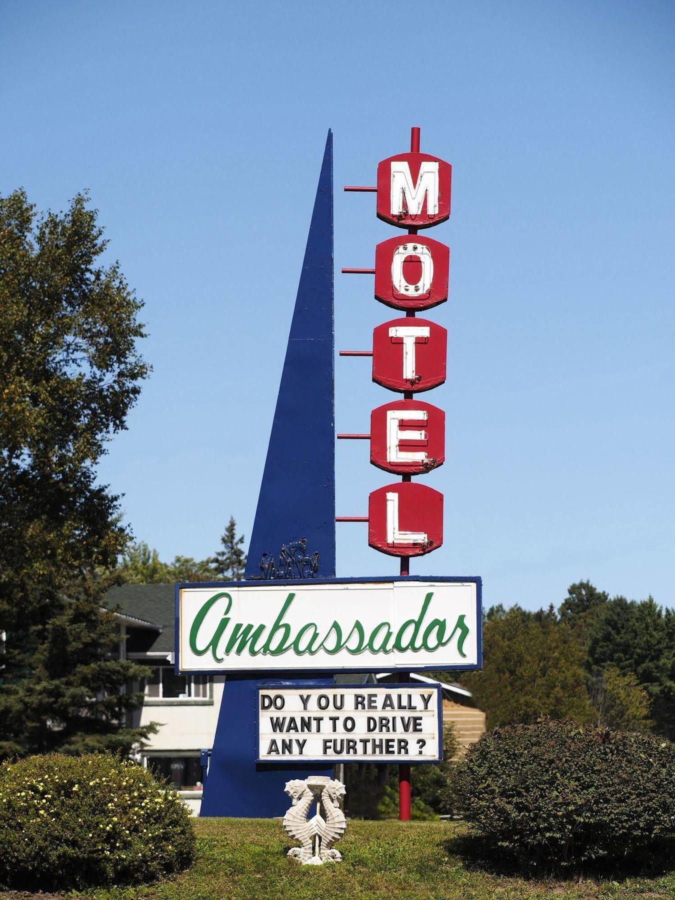 Ambassador Motel Sault-Sainte-Marie Extérieur photo