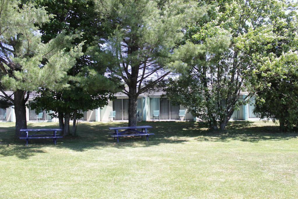 Ambassador Motel Sault-Sainte-Marie Extérieur photo